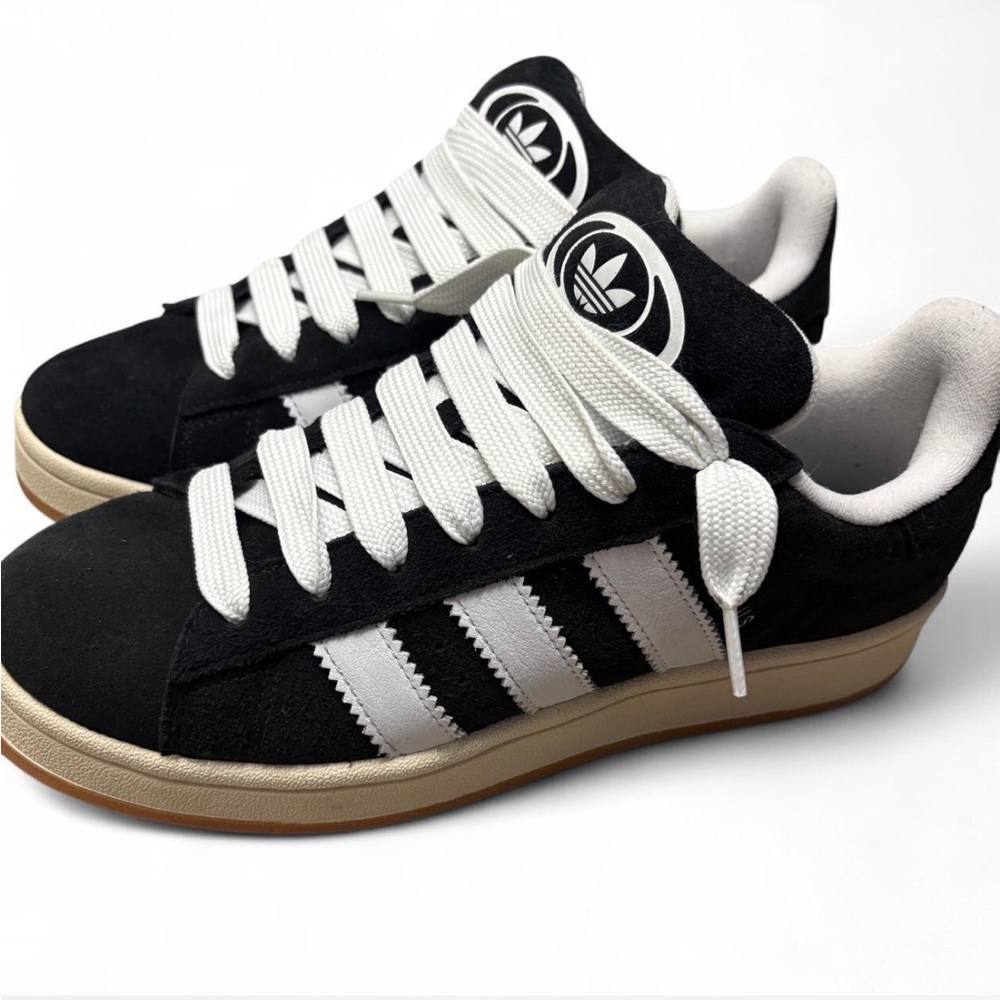 Adidas Black Campus men’s 9/women’s 10.5-11 Brand New